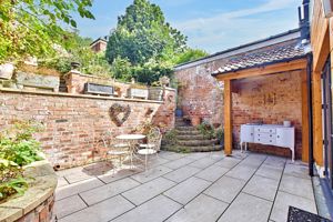 Photo 27- click for photo gallery